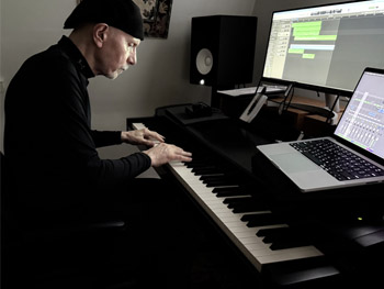 Electronic Studio